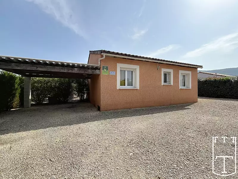 Maison, 240 m²