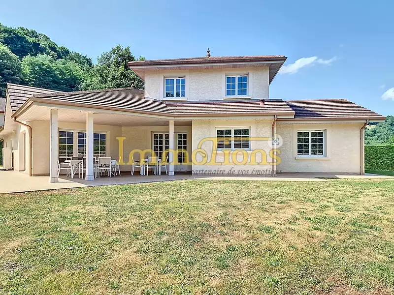 Maison, 160 m²