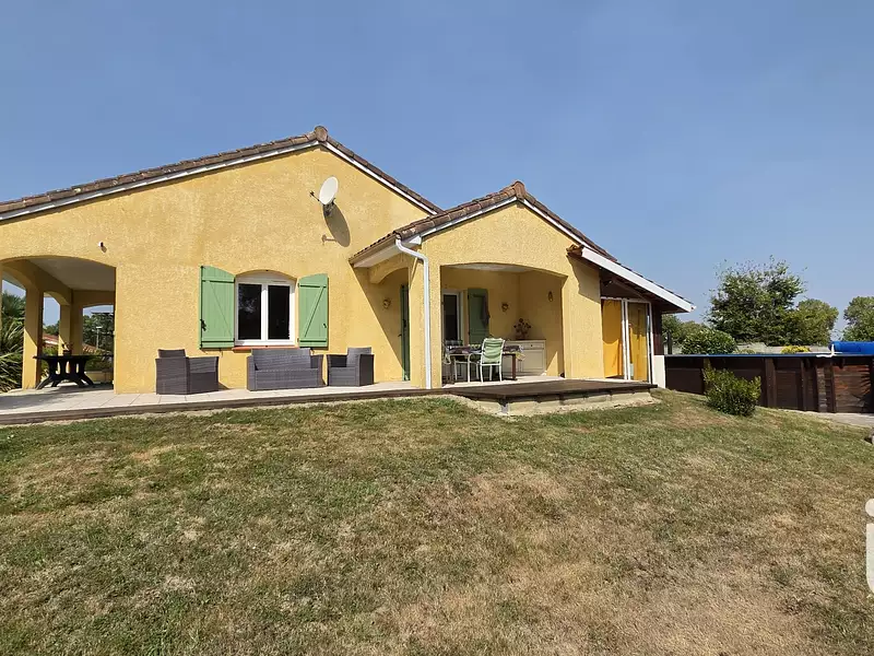 Maison, 122 m²