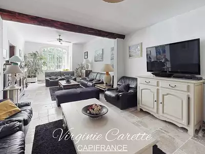 Maison, 233 m²
