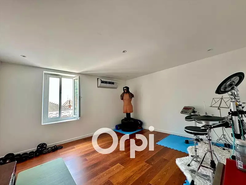 Maison, 224 m²