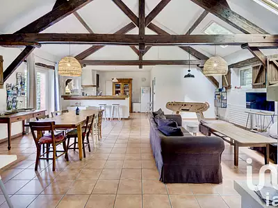 Maison, 233 m²