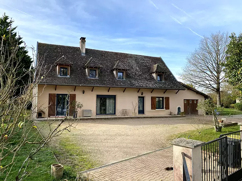 Maison, 185 m²