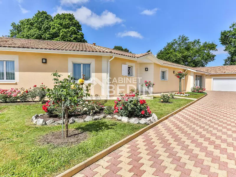 Maison, 170 m²
