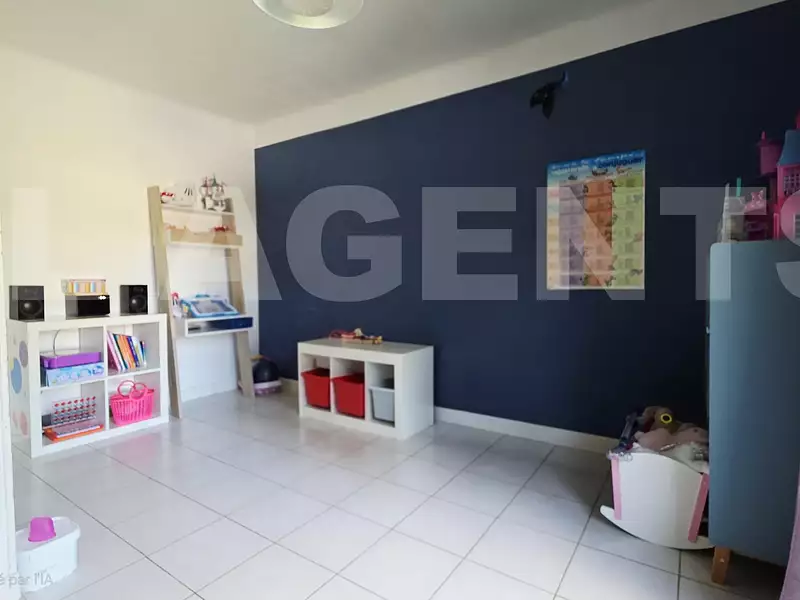 Maison, 163 m²