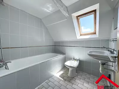 Maison, 245 m²