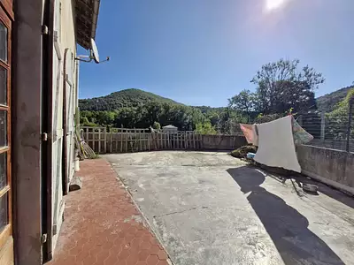 Maison, 243,76 m²