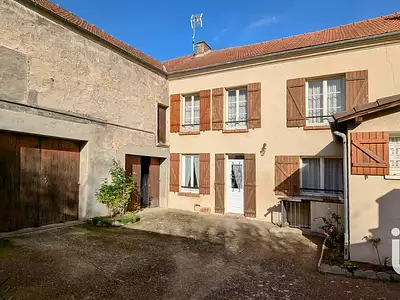 Maison, 230 m²