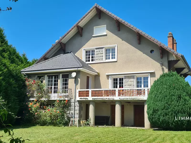 Maison, 235,17 m²