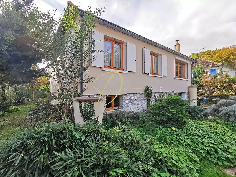 Maison, 75 m²