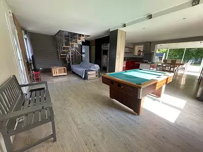 Maison, 151 m²