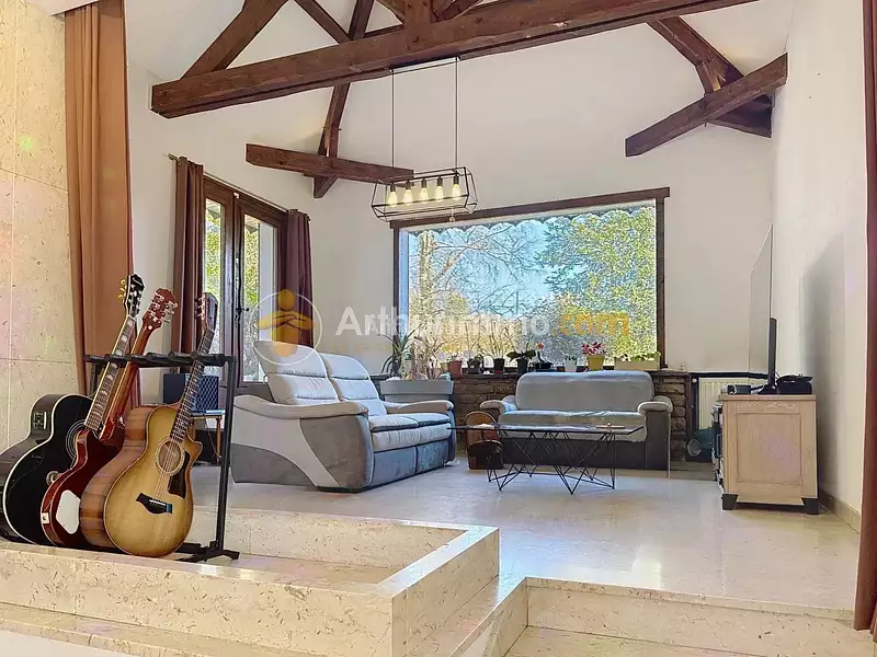 Maison, 285 m²