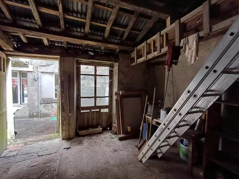 Immeuble, 328 m²