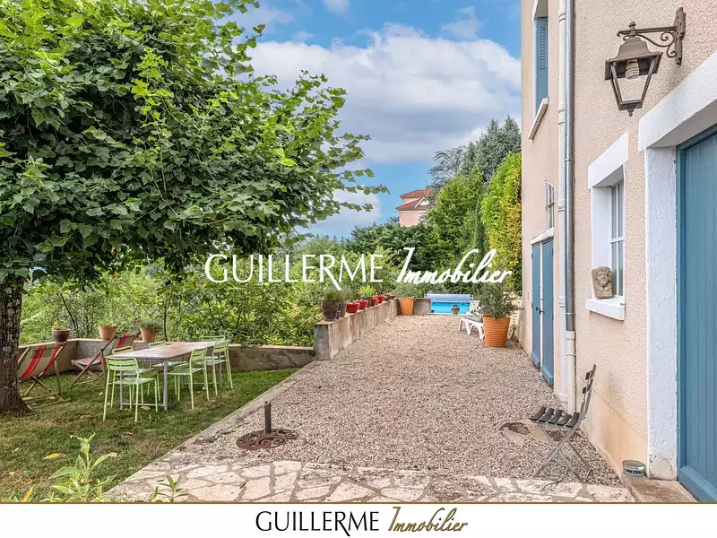Maison, 217 m²