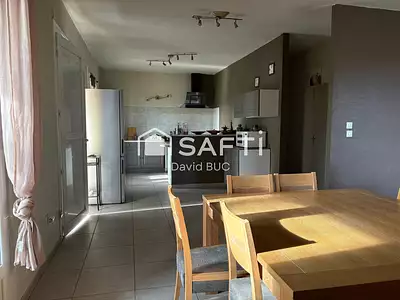 Maison, 93 m²