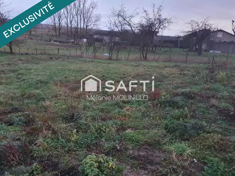 Terrain, 1 675 m²
