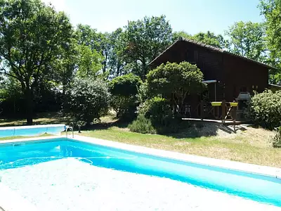 Maison, 596 m²