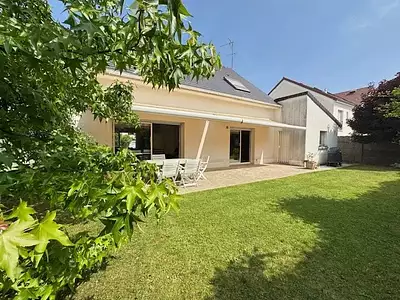 Maison, 165 m²