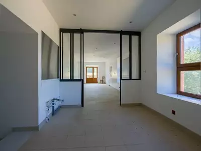 Maison, 560 m²