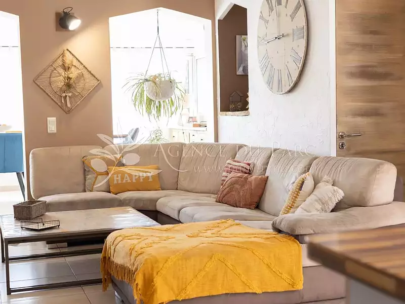 Maison, 168 m²