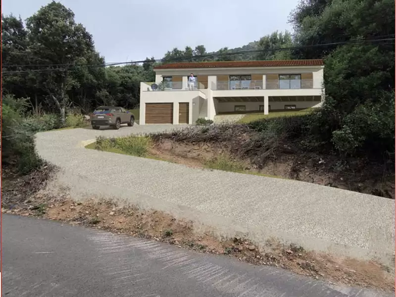 Terrain, 8 400 m²