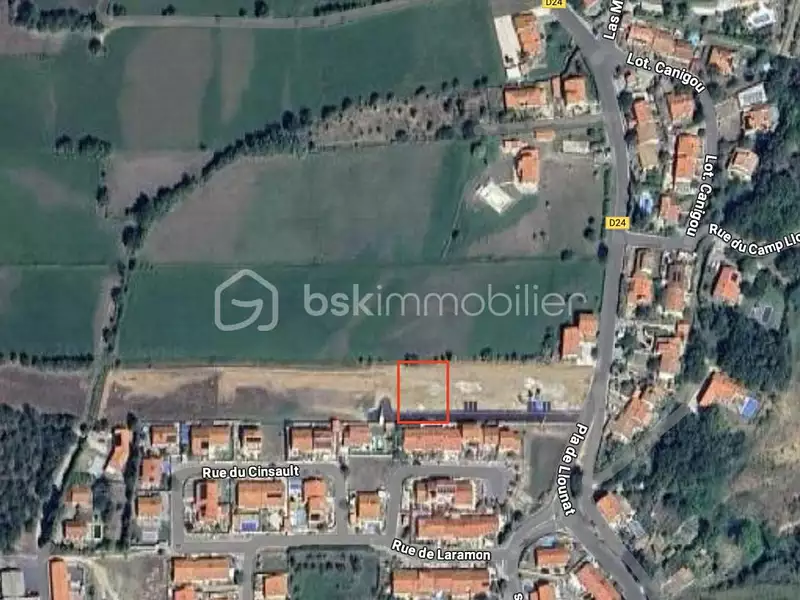Terrain, 325 m²