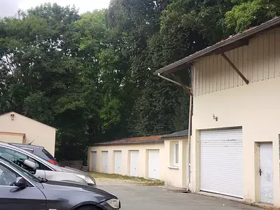 Parking, 335 m²