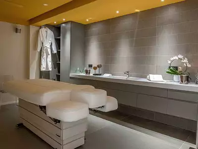 Maison, 953,7 m²