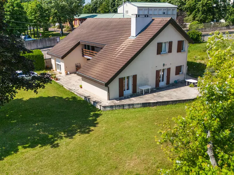 Maison, 228 m²