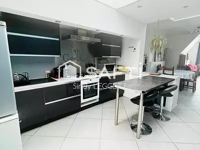 Maison, 201 m²