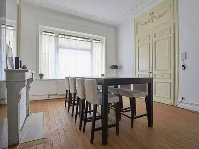 Maison, 210 m²