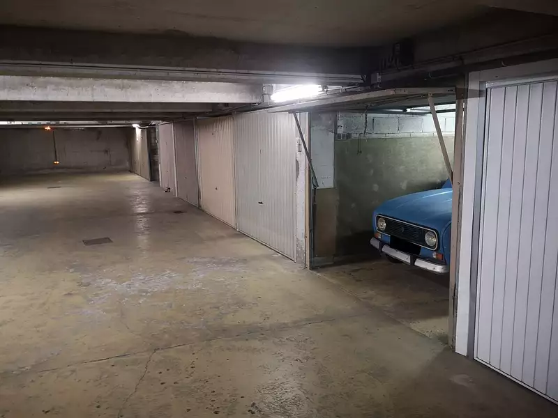 Parking, 24 m²