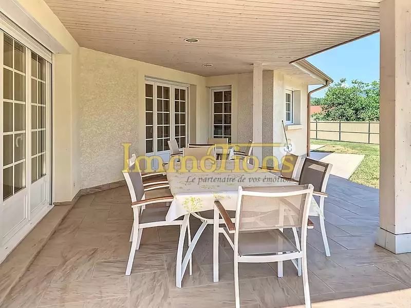 Maison, 160 m²
