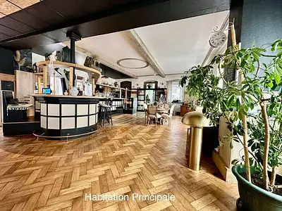 Maison, 355 m²