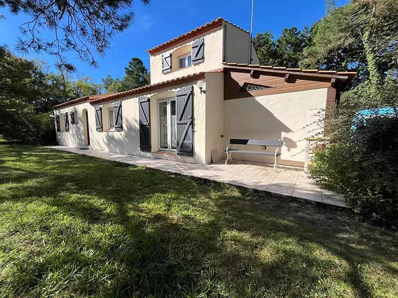 Maison, 94 m²