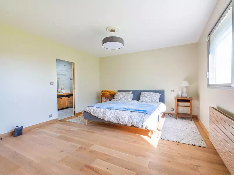 Maison, 340 m²