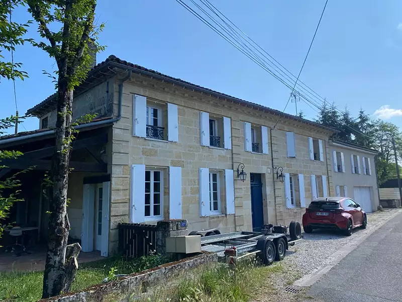 Maison, 250 m²