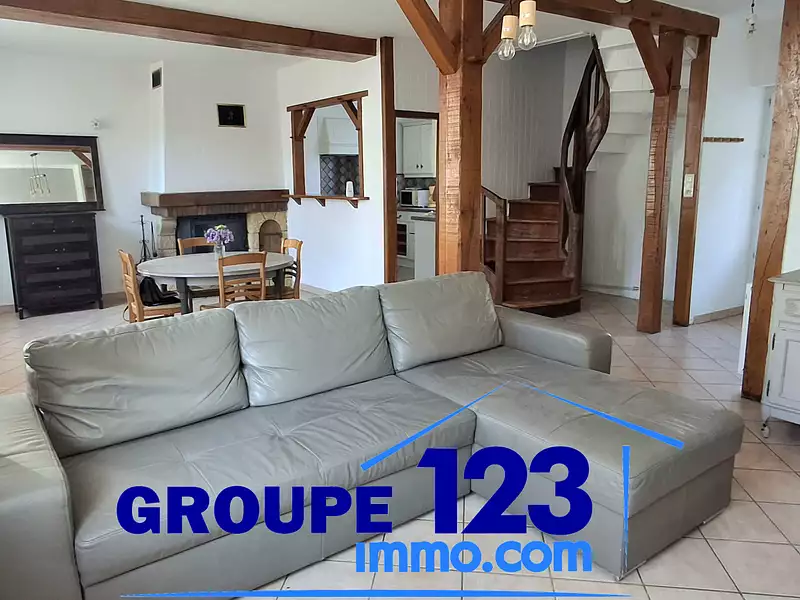 Maison, 94 m²