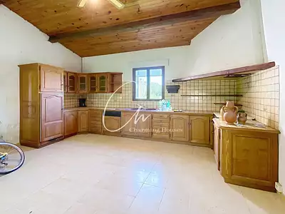 Maison, 225 m²