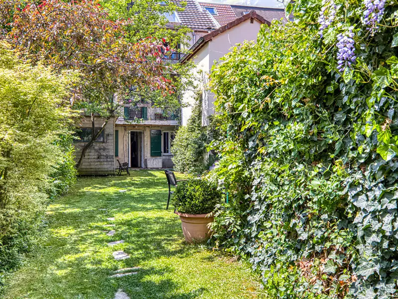 Maison, 280 m²