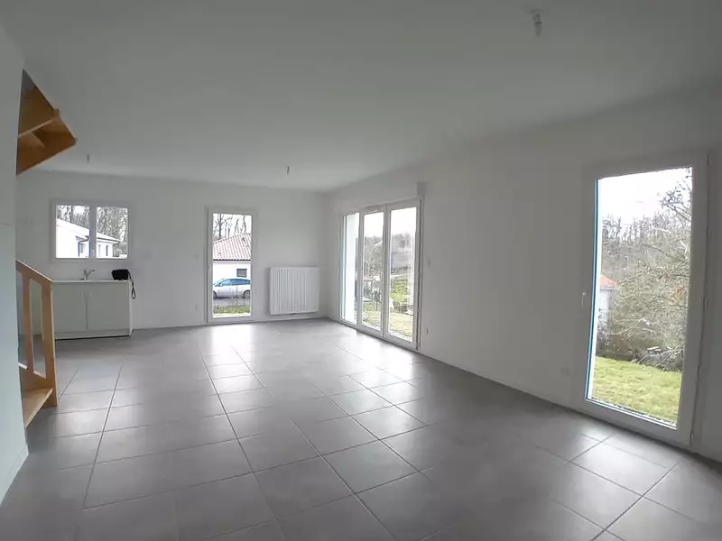 Maison, 84 m²