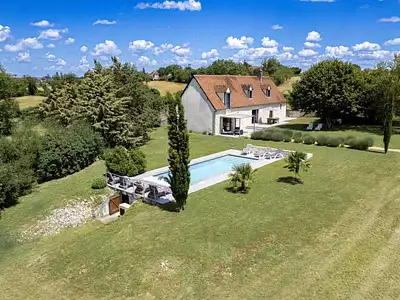 Maison, 195 m²