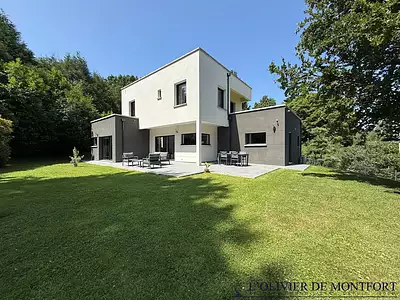 Maison, 165 m²