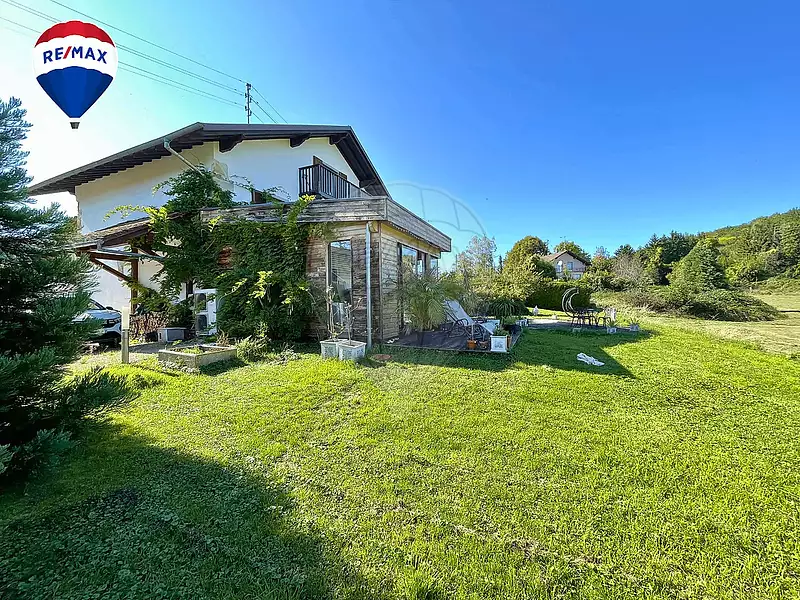 Maison, 240 m²