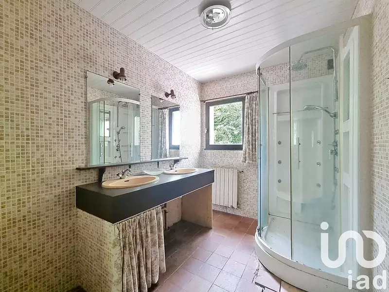 Maison, 168 m²