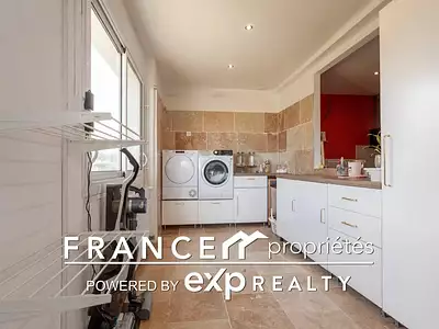 Maison, 283 m²
