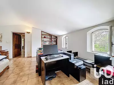 Maison, 251 m²