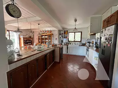 Maison, 290 m²