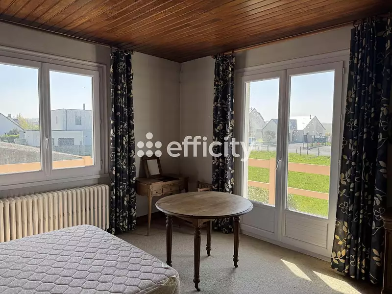 Maison, 230 m²