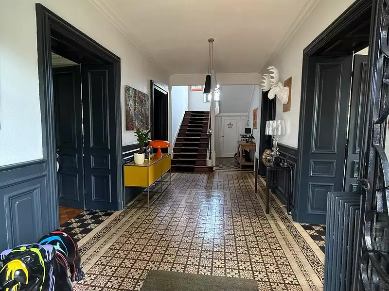 Maison, 390 m²